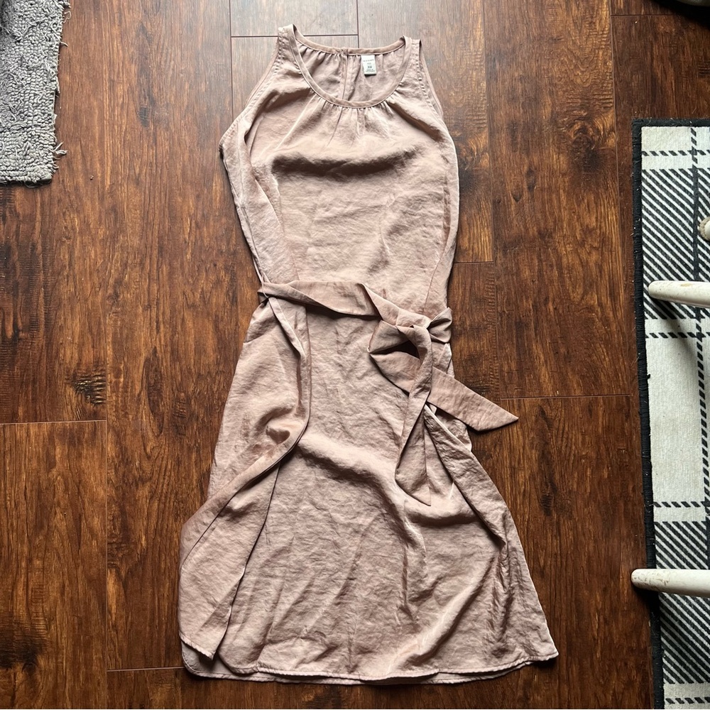 ‼️6/$12‼️ Old Navy rose gold sundress XS